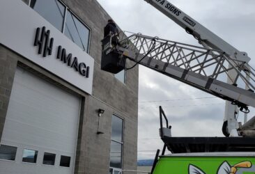 Sign installer penticton imagine