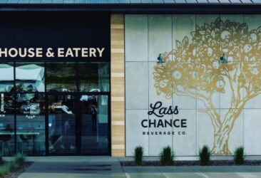 Lass Chance Signs Okanagan Jafa Signs